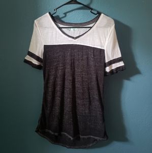 Maurices burnout shirt medium